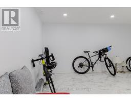 943 NOTRE DAME DRIVE - 21