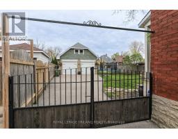 16 MAPLE STREET - 39
