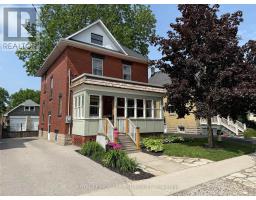 16 MAPLE STREET - 4