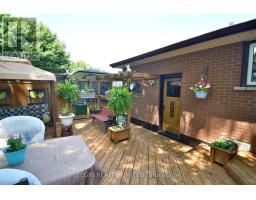 589 ELM STREET - 31