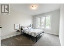 33 - 414 OLD WONDERLAND ROAD - 26