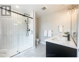 33 - 414 OLD WONDERLAND ROAD - 31