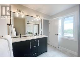 33 - 414 OLD WONDERLAND ROAD - 32