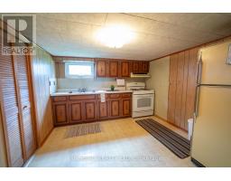 22566 ADELAIDE STREET N - 18