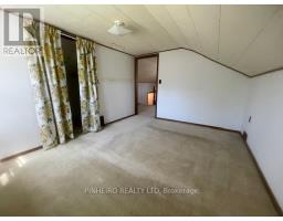 22566 ADELAIDE STREET N - 25