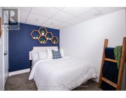 230 RIDGEWOOD CRESCENT - 29