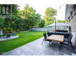 230 RIDGEWOOD CRESCENT - 32