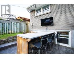 230 RIDGEWOOD CRESCENT - 38
