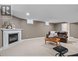 8 SHADOW LANE - 36