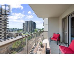 513 - 1030 CORONATION DRIVE - 16