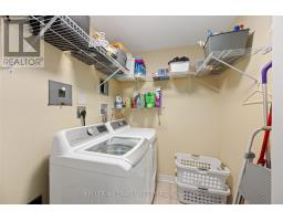 513 - 1030 CORONATION DRIVE - 26
