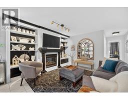 31 HILLVIEW DRIVE - 16
