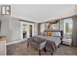31 HILLVIEW DRIVE - 19