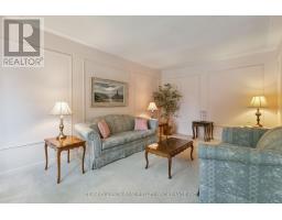 7 ROBINWOOD CRESCENT - 11