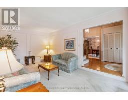 7 ROBINWOOD CRESCENT - 12