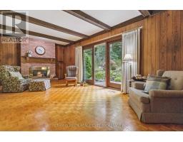 7 ROBINWOOD CRESCENT - 17