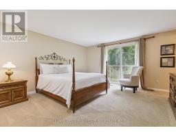 7 ROBINWOOD CRESCENT - 27