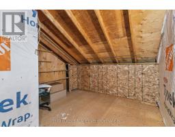 7 ROBINWOOD CRESCENT - 35
