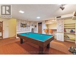7 ROBINWOOD CRESCENT - 37
