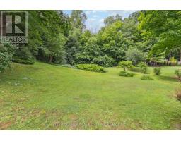 7 ROBINWOOD CRESCENT - 43