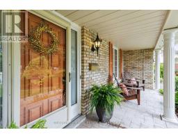 7 ROBINWOOD CRESCENT - 7