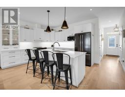 102 LENEVE STREET - 4
