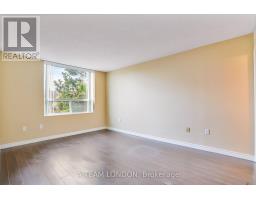 407 - 155 KENT STREET - 16
