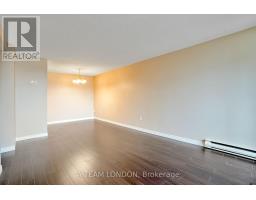 407 - 155 KENT STREET - 19