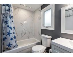26 - 720 DEVERON CRESCENT - 37