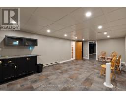 233 AMY STREET - 22
