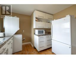 584 WONDERLAND ROAD N - 18