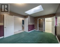 584 WONDERLAND ROAD N - 19