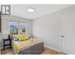 45 - 3270 SINGLETON AVENUE - 29