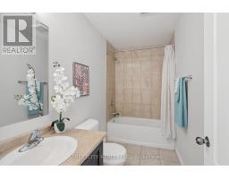 45 - 3270 SINGLETON AVENUE - 33