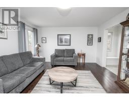7 AMBLESIDE DRIVE - 12
