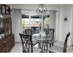 7 AMBLESIDE DRIVE - 9