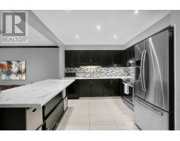 11 - 9 AILSA PLACE - 10