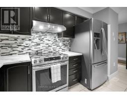 11 - 9 AILSA PLACE - 12