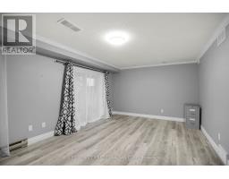 11 - 9 AILSA PLACE - 29