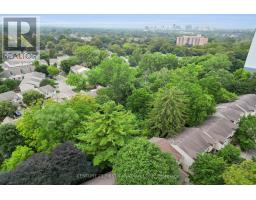 11 - 9 AILSA PLACE - 35