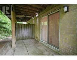 11 - 9 AILSA PLACE - 37