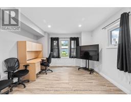 153 RICHMOND STREET S - 13