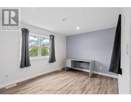 153 RICHMOND STREET S - 23
