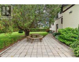 153 RICHMOND STREET S - 31