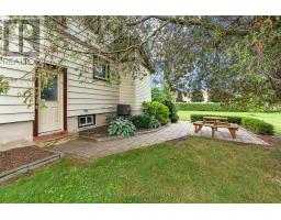 153 RICHMOND STREET S - 32