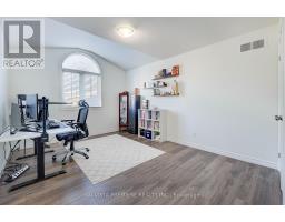 301 PORTRUSH PLACE - 33