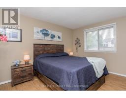 9 COTTONWOOD CRESCENT SW - 26