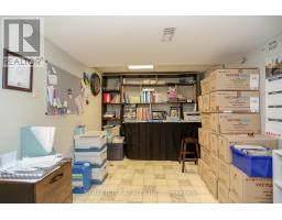 9 COTTONWOOD CRESCENT SW - 40