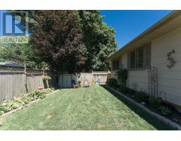 9 COTTONWOOD CRESCENT SW - 49