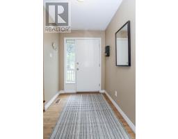9 COTTONWOOD CRESCENT SW - 5